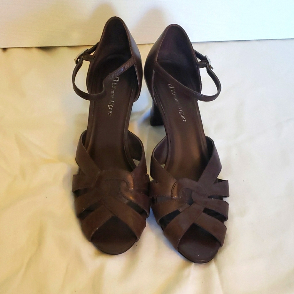 Brown Leather Pumps